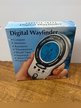 Digital Wayfinder Sharper Image Compass Altimeter Barometer Thermometer Calendar